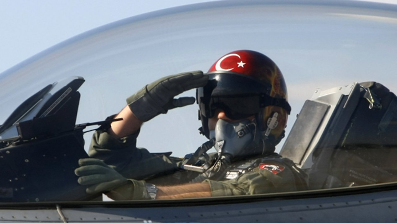 Askeri Pilot Nasıl Olunur?